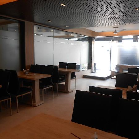 Hotel Victerrace Regency Kolkata Bagian luar foto